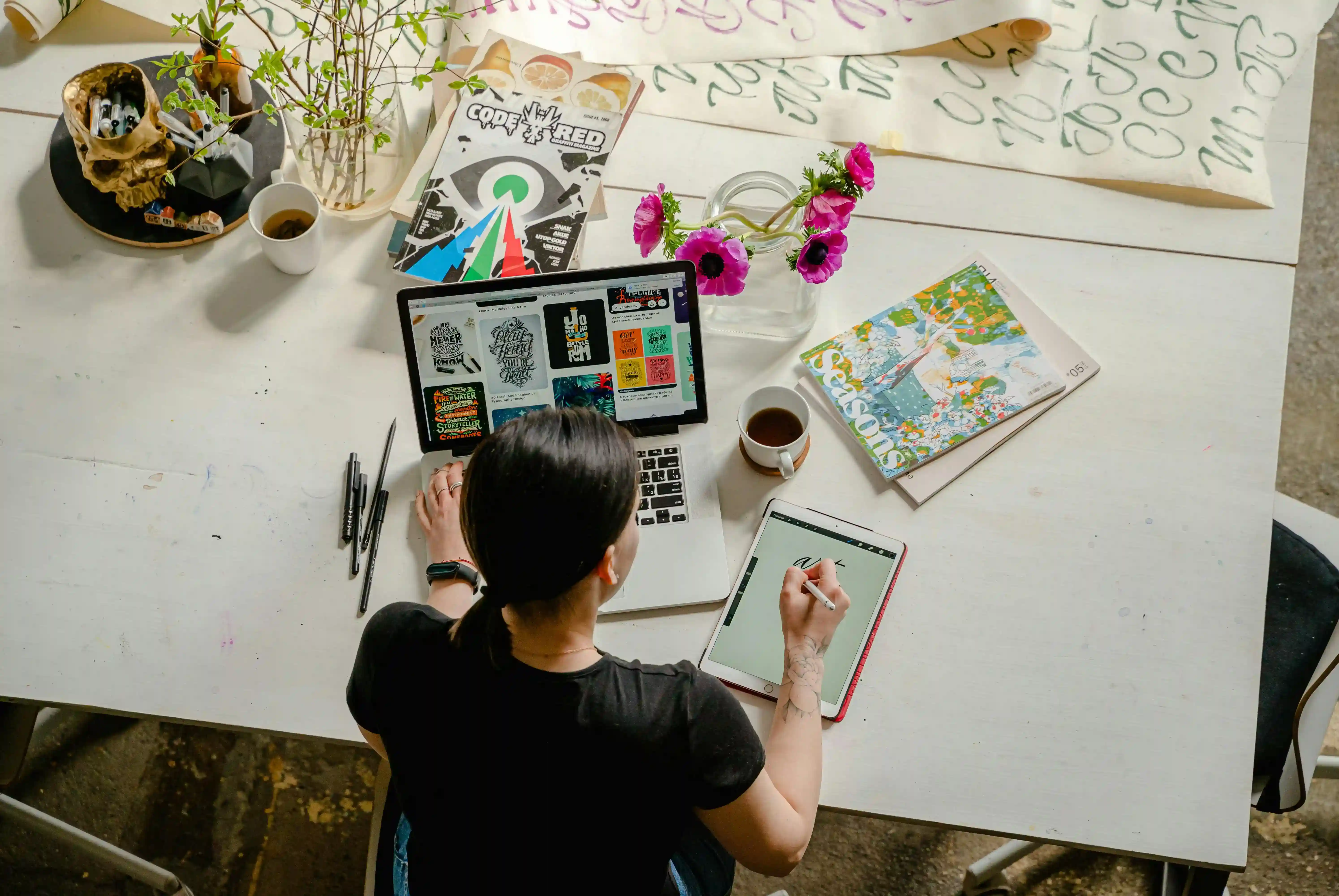 GRAPHIC DESIGNERS